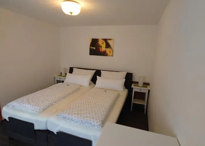 ゲストハウス ガストハウス メン バート・クロツィンゲン