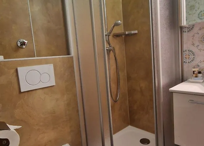 ゲストハウス ガストハウス メン 3*