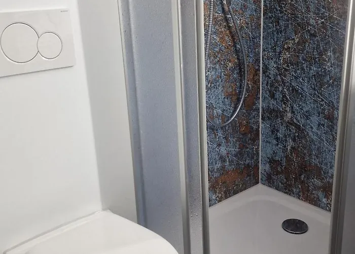 ガストハウス メン ゲストハウス バート・クロツィンゲン